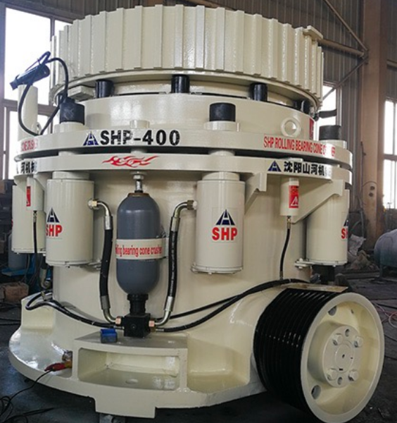 内蒙多缸液压圆锥破碎机：破碎的工业设备